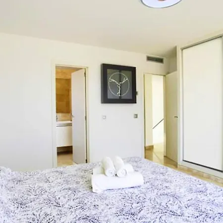 4 Bedrooms Villa With City View Private Pool And Jacuzzy At Costa Adeje 2 Km Away From The Beach *