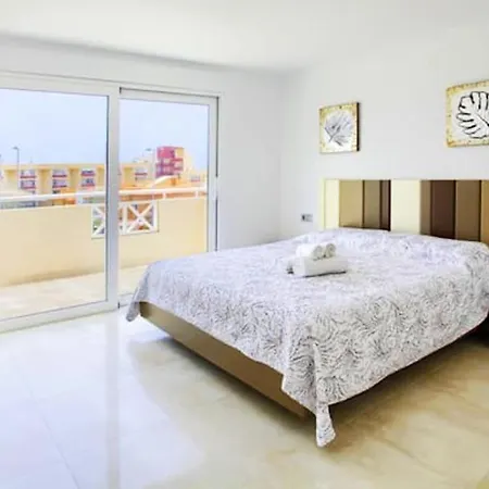 4 Bedrooms Villa With City View Private Pool And Jacuzzy At Costa Adeje 2 Km Away From The Beach Villa *